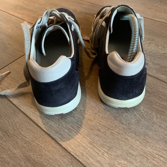 Mens PRADA sneakers, size 7.5 - Picture 4 of 6